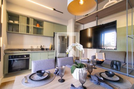 Sala/Cozinha de apartamento à venda com 1 quarto, 43m² em Cambuí, Campinas