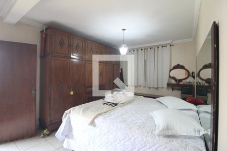 Suíte 1 de casa para alugar com 3 quartos, 200m² em Terceira Divisão de Interlagos, São Paulo