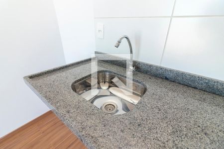 Sala/Cozinha de apartamento à venda com 1 quarto, 30m² em Parada Inglesa, São Paulo