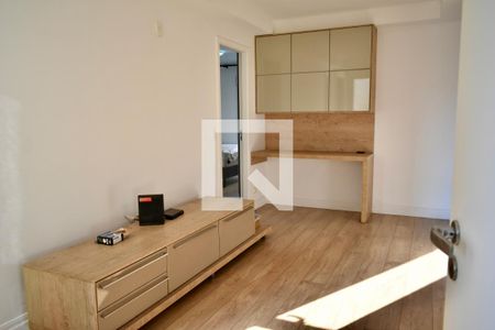 Sala de TV de apartamento para alugar com 4 quartos, 221m² em Vila Clementino, São Paulo