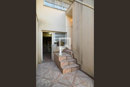 Quintal de casa à venda com 3 quartos, 195m² em Aclimação, São Paulo