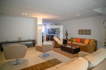 Sala de casa à venda com 3 quartos, 195m² em Aclimação, São Paulo