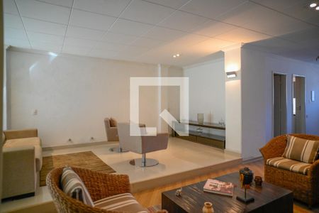 Sala de casa à venda com 3 quartos, 195m² em Aclimação, São Paulo