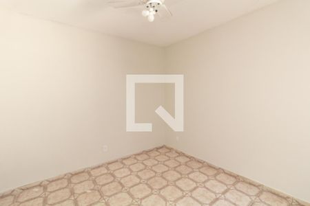 Quarto 1 de casa para alugar com 4 quartos, 120m² em Jardim Itapemirim, São Paulo