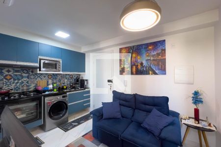 Sala e cozinha de apartamento à venda com 2 quartos, 32m² em Ipiranga, São Paulo