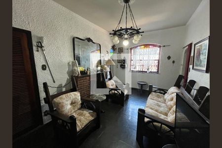 Sala de casa para alugar com 4 quartos, 600m² em Cocotá, Rio de Janeiro