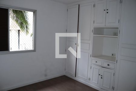 Suíte de apartamento à venda com 3 quartos, 222m² em Higienópolis, São Paulo