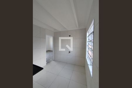 Cozinha de apartamento à venda com 2 quartos, 61m² em Vila Liviero, São Paulo