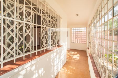 Corredor de casa para alugar com 4 quartos, 290m² em Planalto Paulista, São Paulo