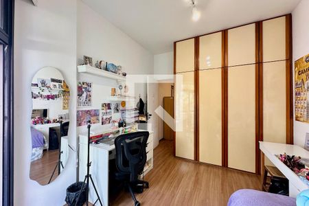 Quarto 1 de apartamento à venda com 3 quartos, 127m² em Lagoa, Rio de Janeiro