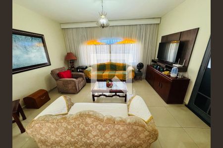 Casa à venda com 3 quartos, 152m² em Jardim Itamarati, Campinas