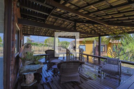 Varanda de casa de condomínio à venda com 4 quartos, 650m² em , Nova Lima