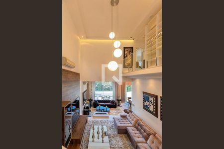 Casa à venda com 4 quartos, 440m² em City América, São Paulo