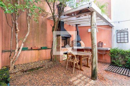 Casa à venda com 2 quartos, 100m² em Campo Belo, São Paulo