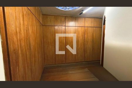 Casa à venda com 3 quartos, 368m² em Alto de Pinheiros, São Paulo