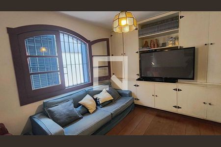 Casa à venda com 3 quartos, 368m² em Alto de Pinheiros, São Paulo