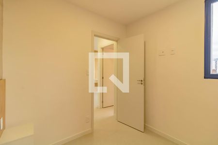 Quarto 1 de apartamento para alugar com 2 quartos, 42m² em Vila Mira, São Paulo