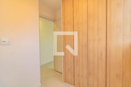 Quarto 2 de apartamento para alugar com 2 quartos, 42m² em Vila Mira, São Paulo