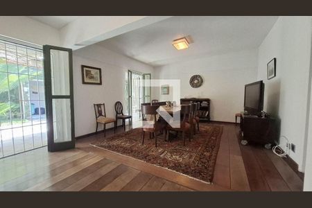 Casa à venda com 4 quartos, 618m² em Vila Progredior, São Paulo