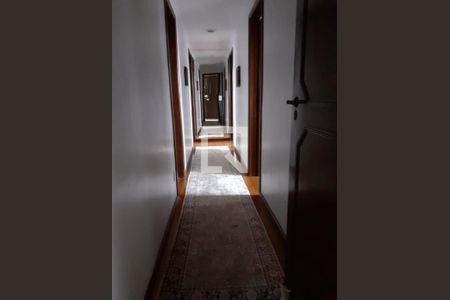 Corredor de apartamento à venda com 3 quartos, 160m² em Fazenda Morumbi, São Paulo