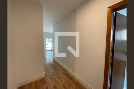 Suíte 1 de casa de condomínio para alugar com 5 quartos, 373m² em Lajeado, Cotia