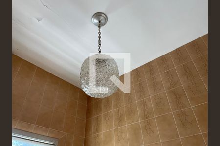 Banheiro de Serviço de casa para alugar com 2 quartos, 890m² em Jardim Central, Cotia
