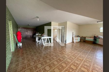 Área comum de casa para alugar com 2 quartos, 890m² em Jardim Central, Cotia