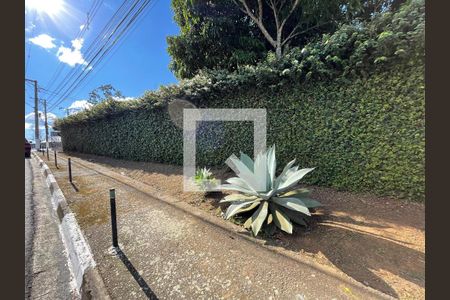 Vista da Rua de casa para alugar com 2 quartos, 890m² em Jardim Central, Cotia