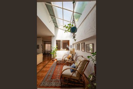 Sala de casa à venda com 3 quartos, 250m² em Jardim Paulistano, São Paulo