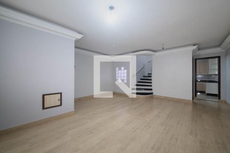 Sala de casa à venda com 3 quartos, 108m² em Vila Fachini, São Paulo