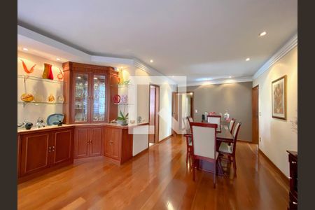 Sala de apartamento à venda com 4 quartos, 130m² em Cidade Nova, Belo Horizonte