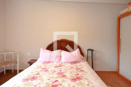 Quarto 1 de casa à venda com 3 quartos, 350m² em Vera Cruz, Belo Horizonte