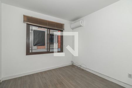 Quarto  de apartamento para alugar com 2 quartos, 58m² em Auxiliadora, Porto Alegre