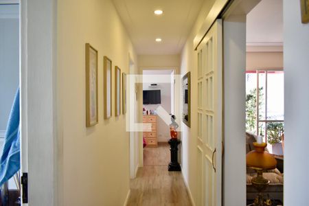 Corredor de apartamento à venda com 3 quartos, 104m² em Vila da Saúde, São Paulo