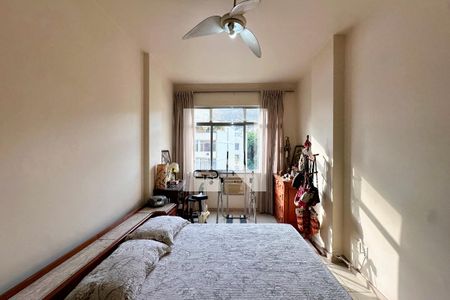 Quarto 1 de apartamento à venda com 2 quartos, 100m² em Laranjeiras, Rio de Janeiro