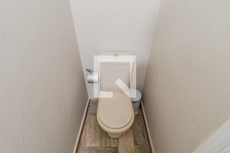 Lavabo de apartamento para alugar com 2 quartos, 100m² em Pinheiros, São Paulo