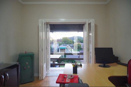 Quarto 1 de casa à venda com 5 quartos, 300m² em São Jorge, Novo Hamburgo