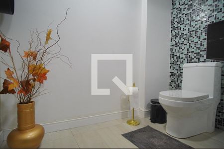 Banheiro de casa à venda com 5 quartos, 300m² em São Jorge, Novo Hamburgo