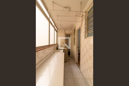 Área de Serviço de apartamento para alugar com 2 quartos, 96m² em Vila Itapura, Campinas