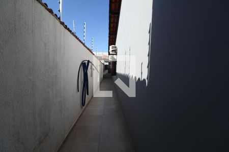 Quintal de casa para alugar com 6 quartos, 420m² em Jardim Centenario, Guarujá