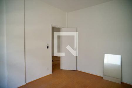 Quarto de apartamento à venda com 1 quarto, 35m² em Ingá, Niterói