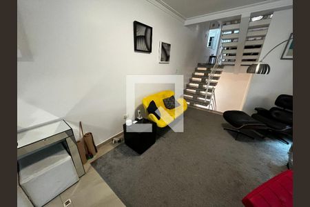 Sala de casa à venda com 3 quartos, 223m² em Água Fria, São Paulo