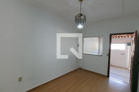 Sala  de casa para alugar com 3 quartos, 110m² em Candelária, Belo Horizonte