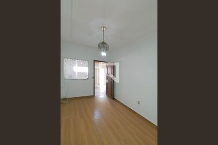 Sala  de casa para alugar com 3 quartos, 110m² em Candelária, Belo Horizonte