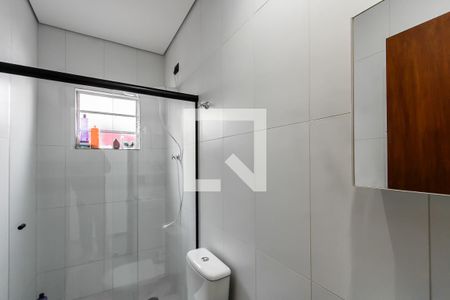 Banheiro  de casa à venda com 3 quartos, 150m² em Jardim Fernandes, São Paulo