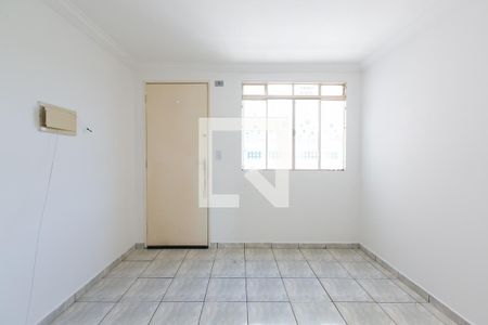 Sala de apartamento para alugar com 2 quartos, 45m² em Parque Santa Rita, São Paulo