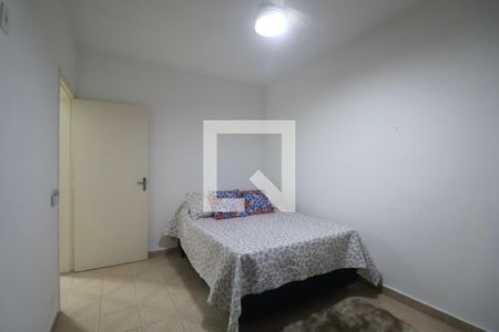 Quarto de apartamento para alugar com 3 quartos, 86m² em Jardim Tres Marias, Guarujá
