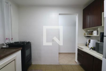 Cozinha de apartamento para alugar com 3 quartos, 86m² em Jardim Tres Marias, Guarujá