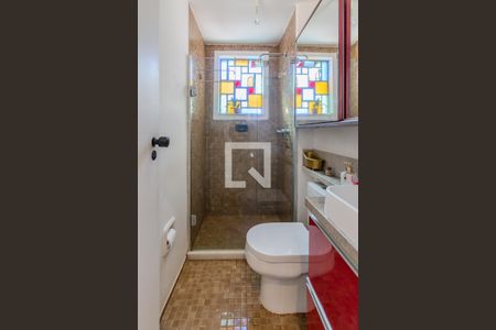 Banheiro de apartamento à venda com 1 quarto, 86m² em Menino Deus, Porto Alegre