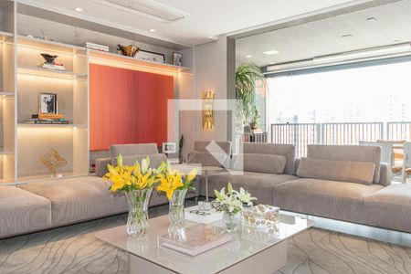 Sala de apartamento à venda com 2 quartos, 150m² em Moema, São Paulo